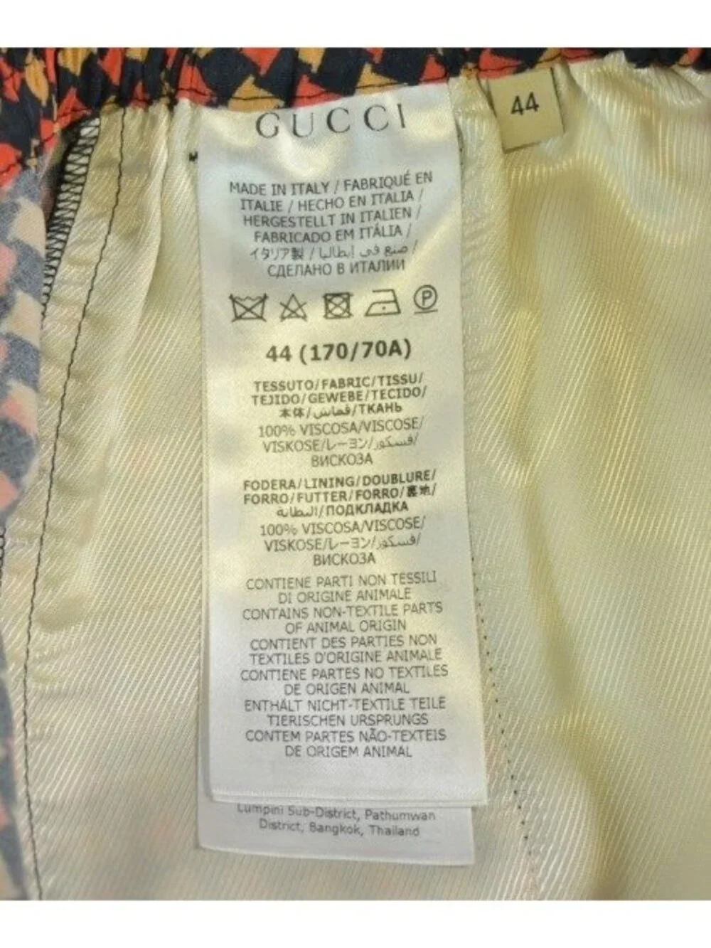 Gucci Shorts Orange